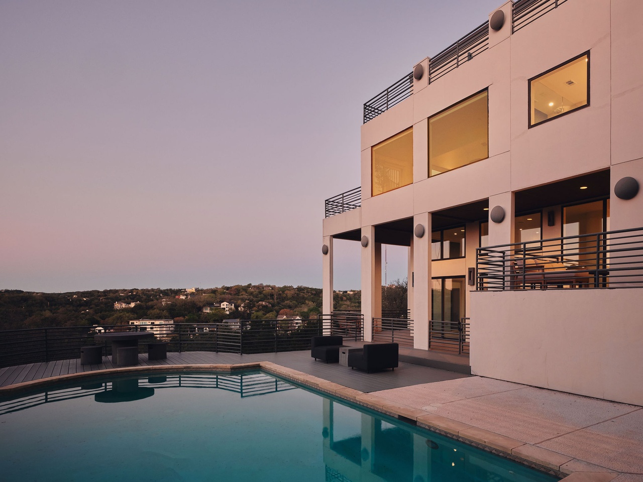 4911 Bull Mountain Cv